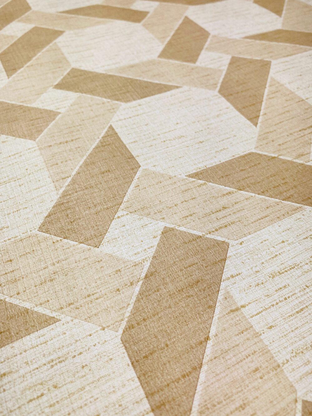 70s Brown geometric wallpaper1