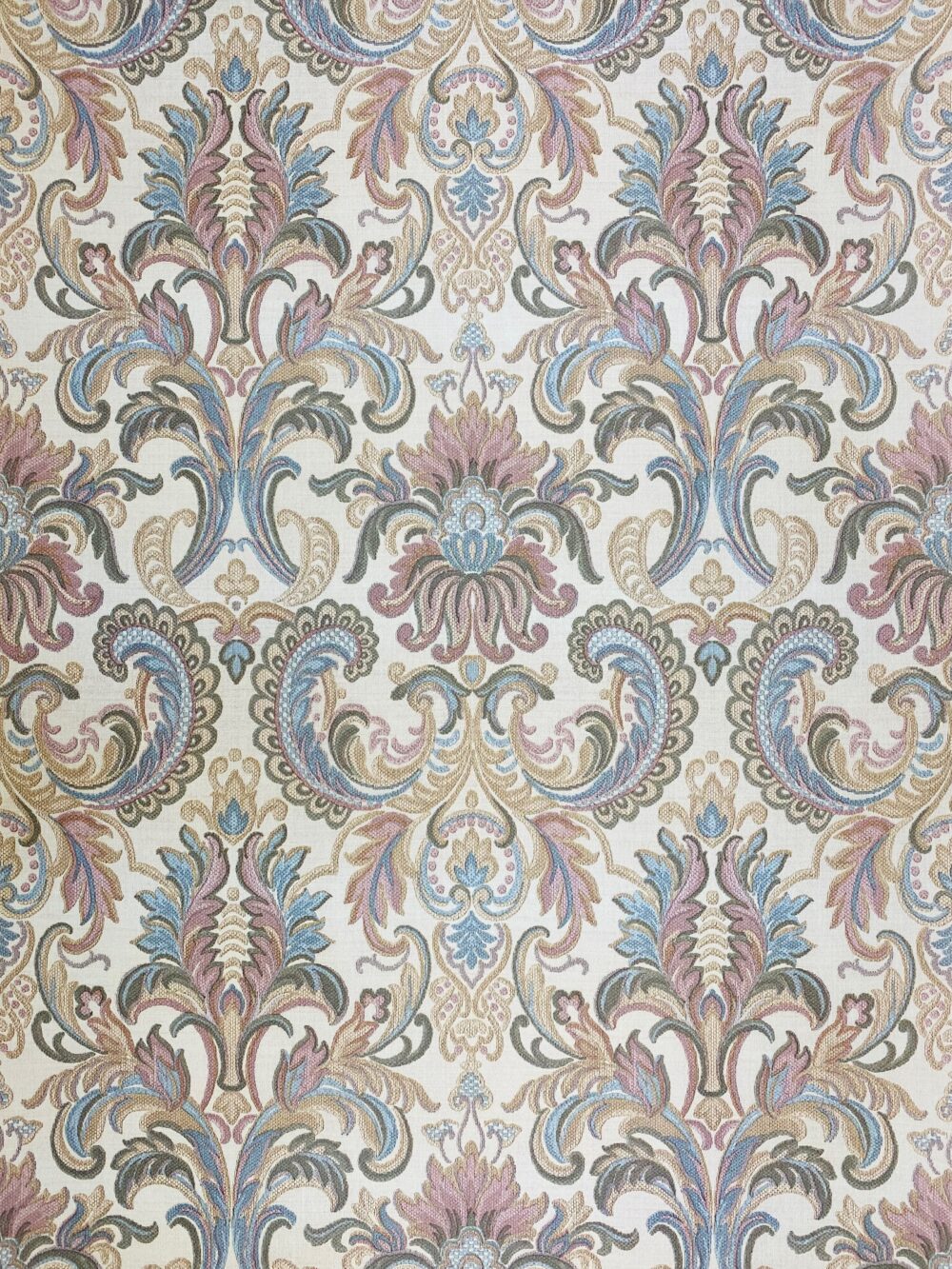 Embroidered look wallpaper1