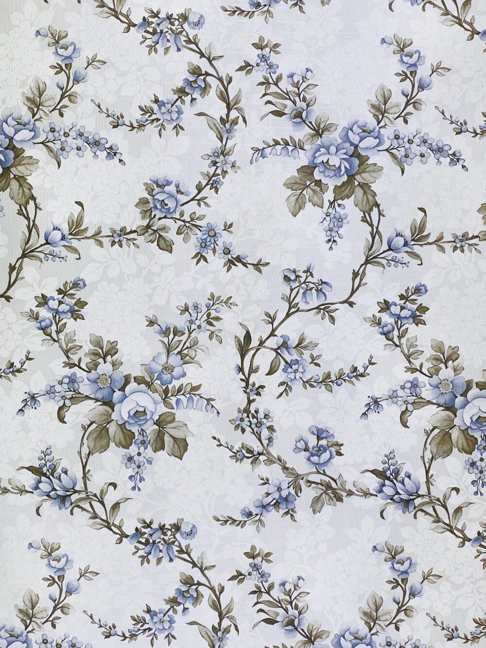 Floral wallpaper blue and silver 4