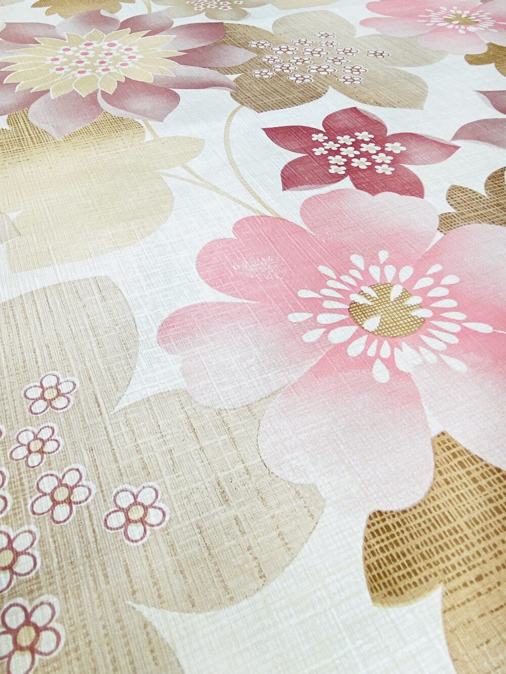 Vintage floral wallpaper 8