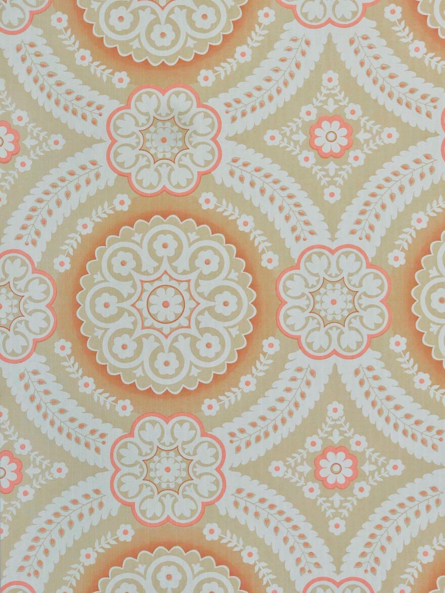 Pink damask wallpaper