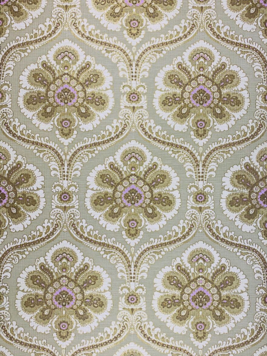 Retro Baroque Wallpaper Green and Gold 1