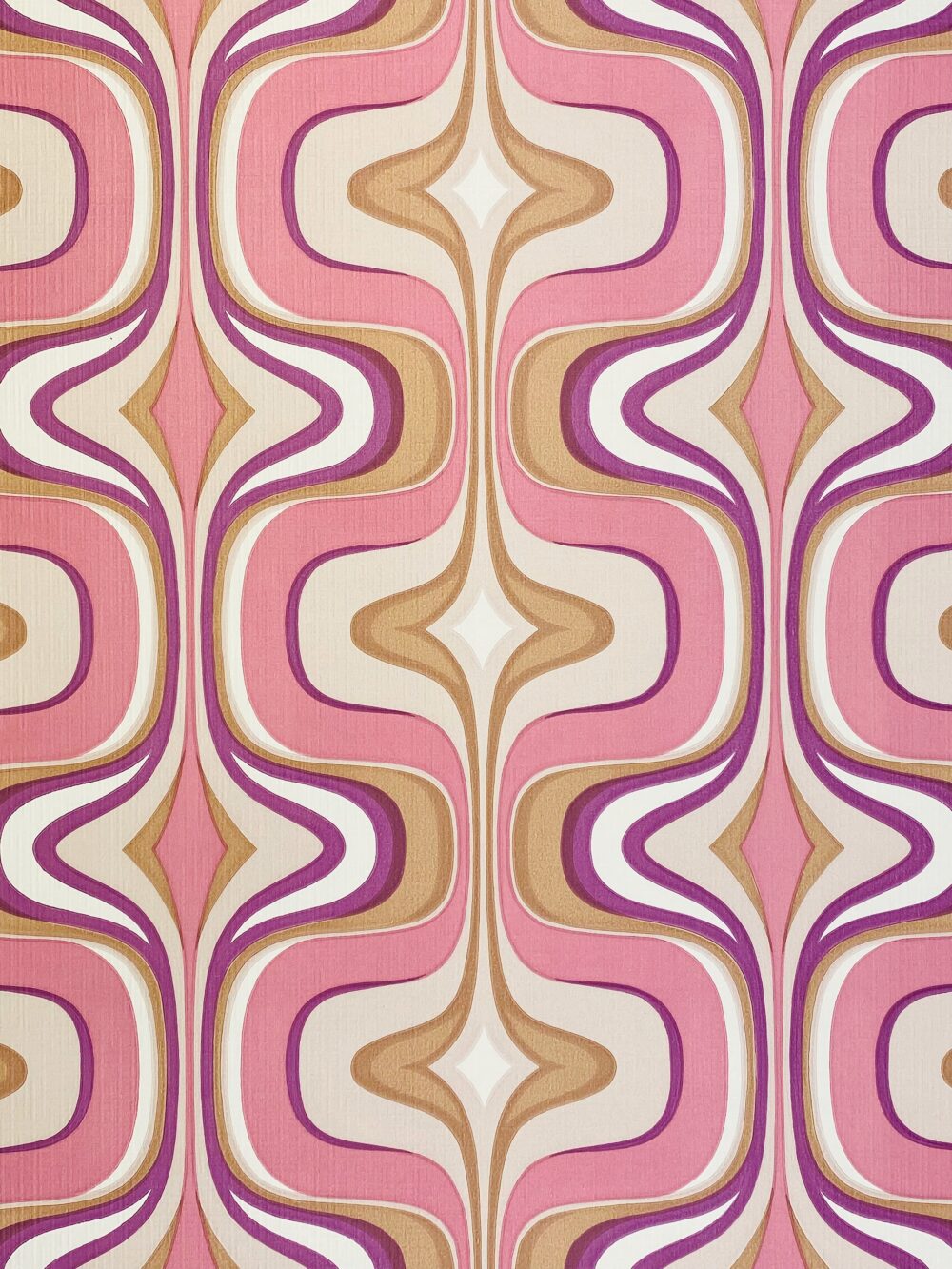 Retro Geometric Wallcovering Pink and Purple 5