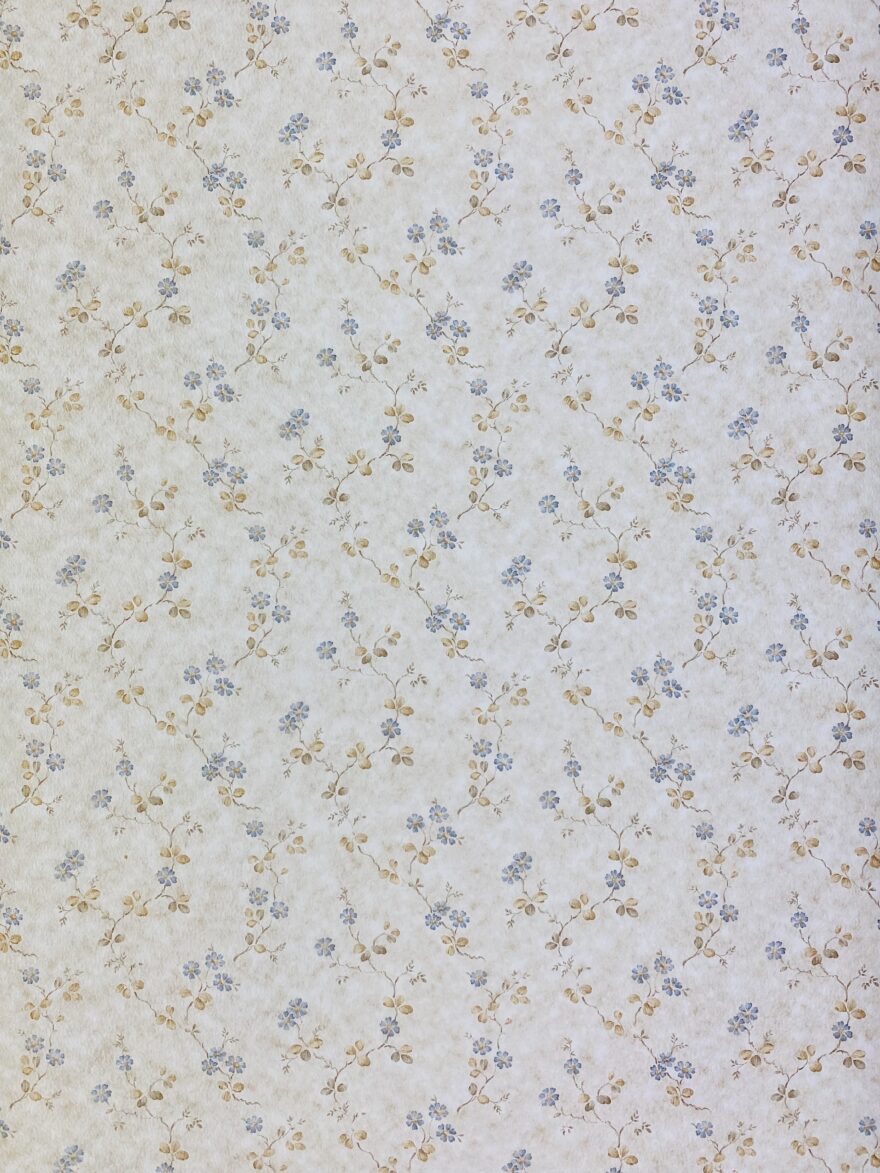 Romantic bedroom wallpaper1