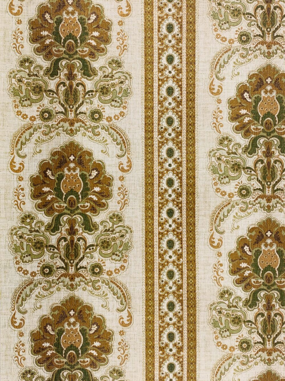 Striped baroque wallpaper 4
