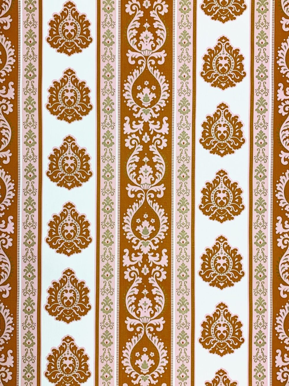 Vintage baroque stripes wallpaper 1
