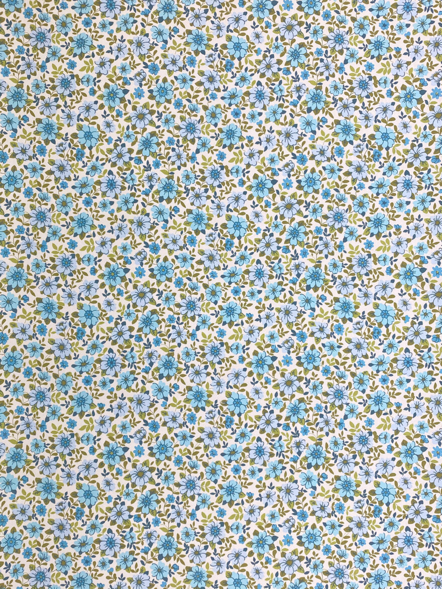 Vintage Blue Flowers Wallpaper