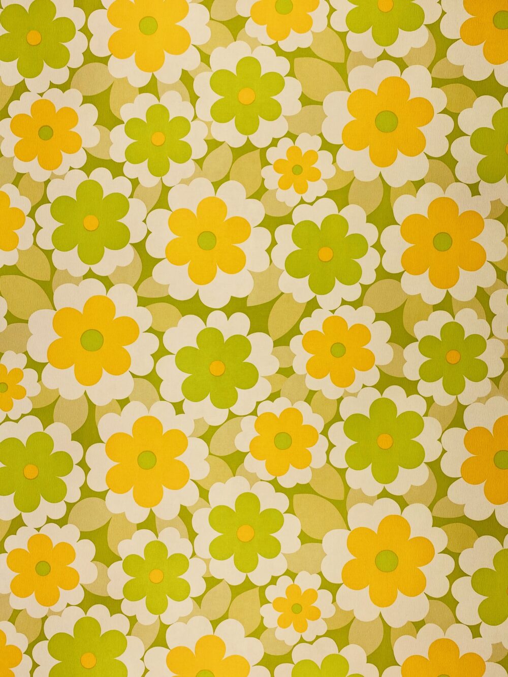 Bright floral wallpaper2