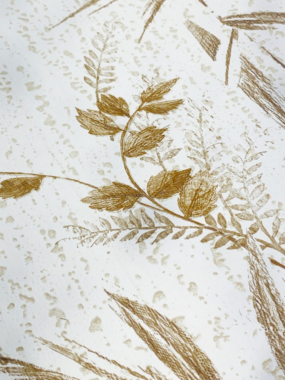 Vintage leaf motif wallpaper 8