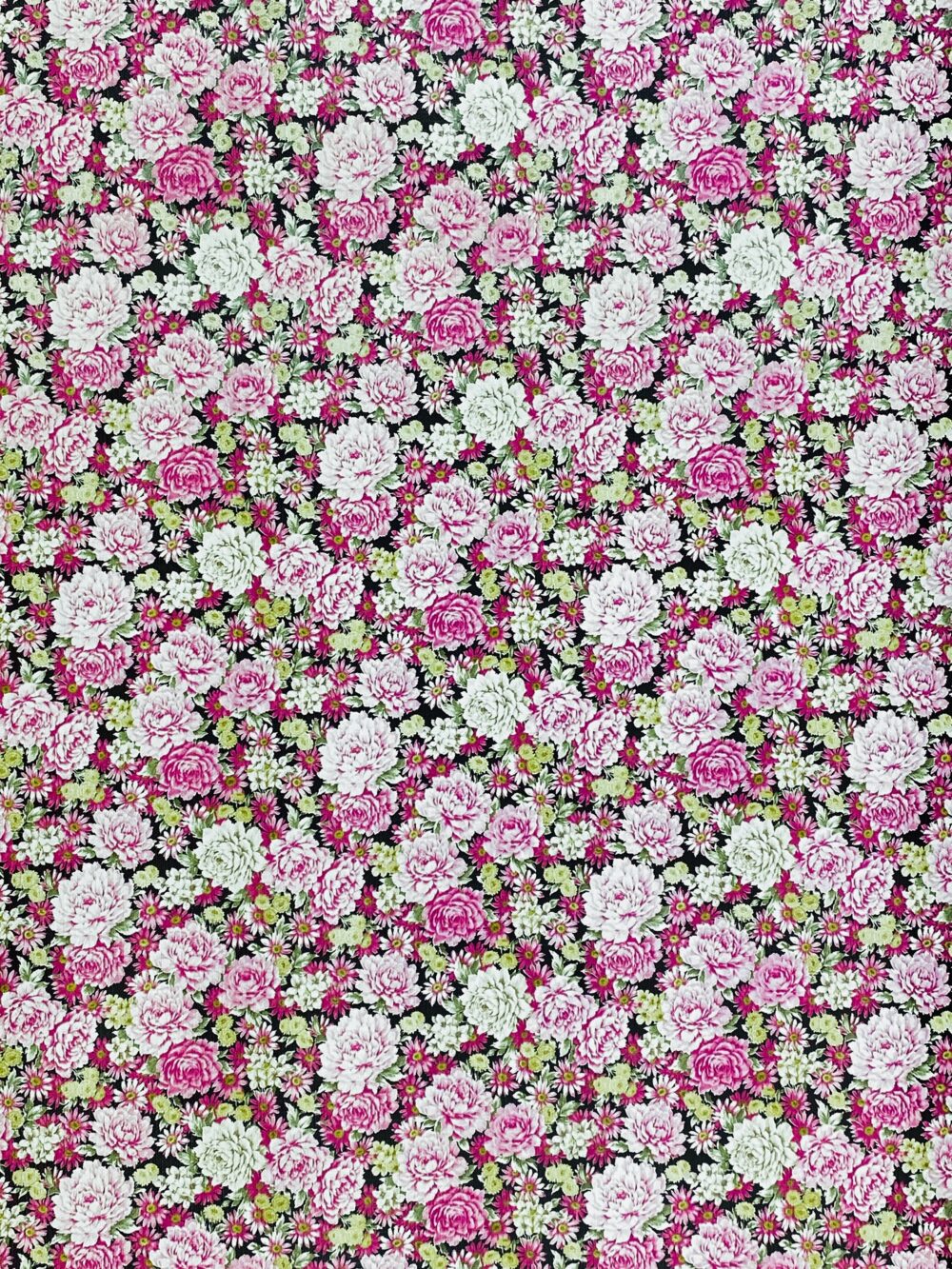 Vintage wallpaper pink roses on black9