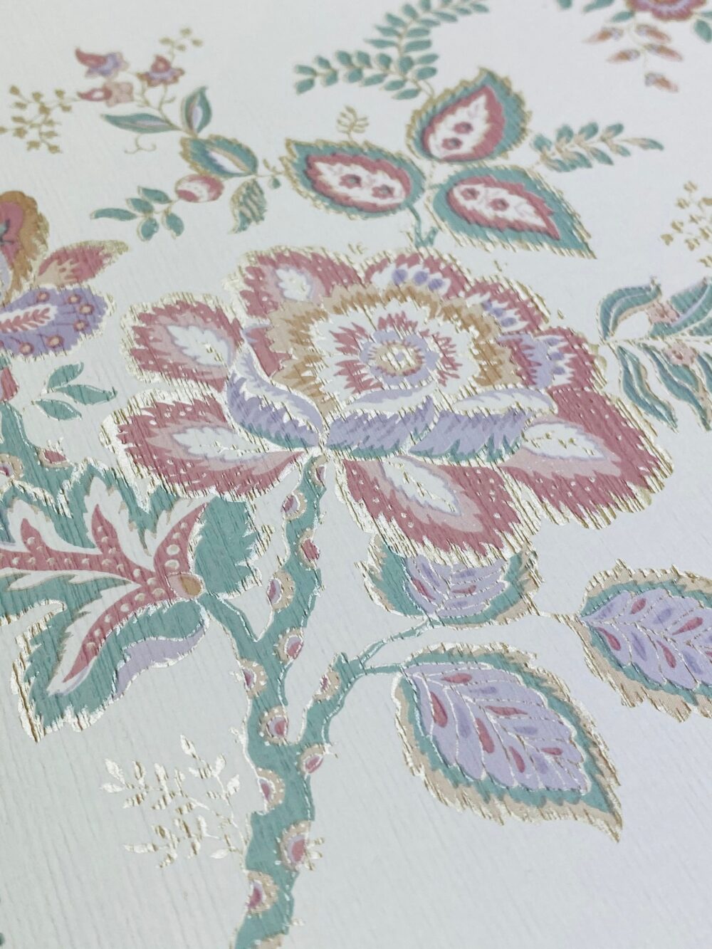 Violet Floral Wallpaper Silver Accents 7